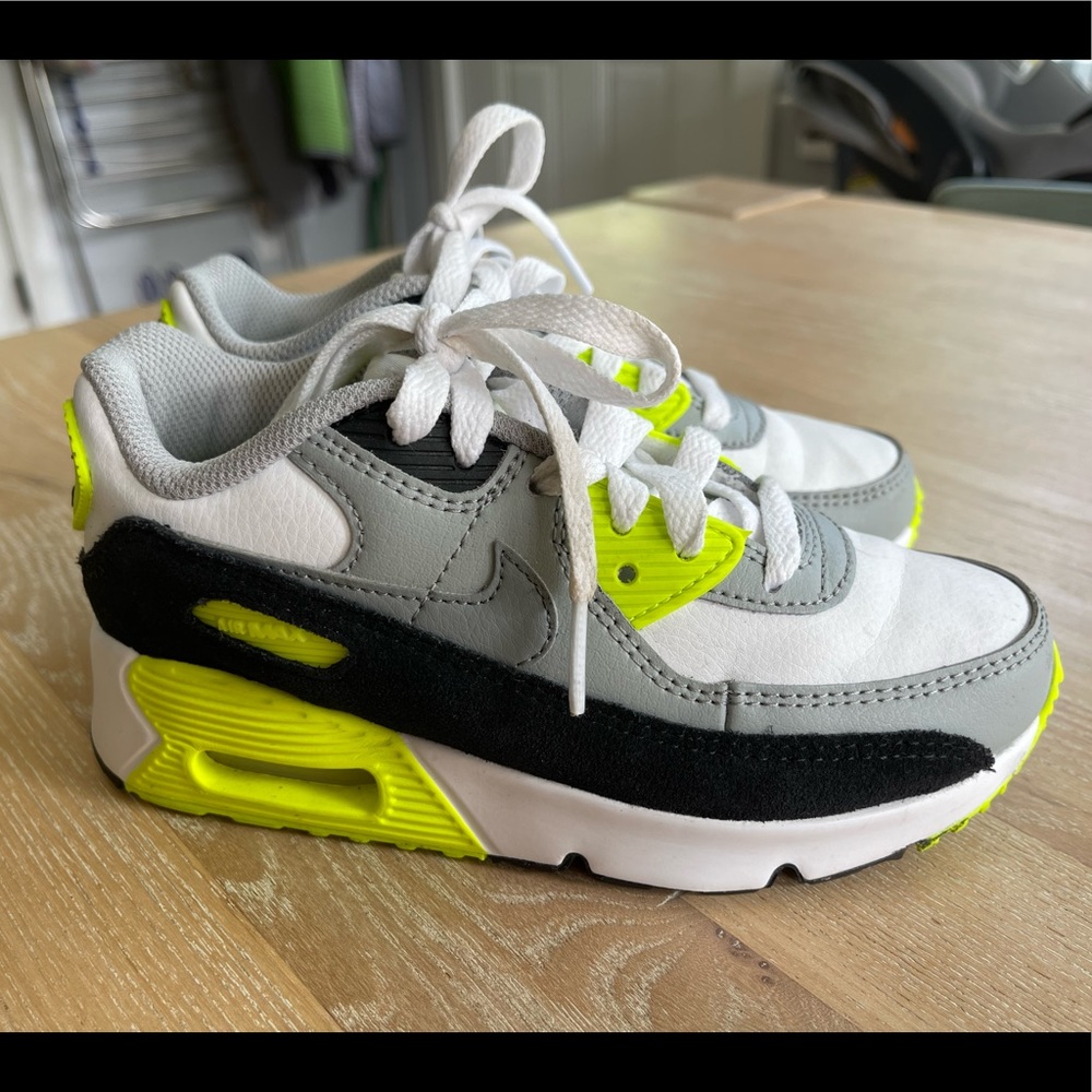 Boys size 13 Nike Air Max